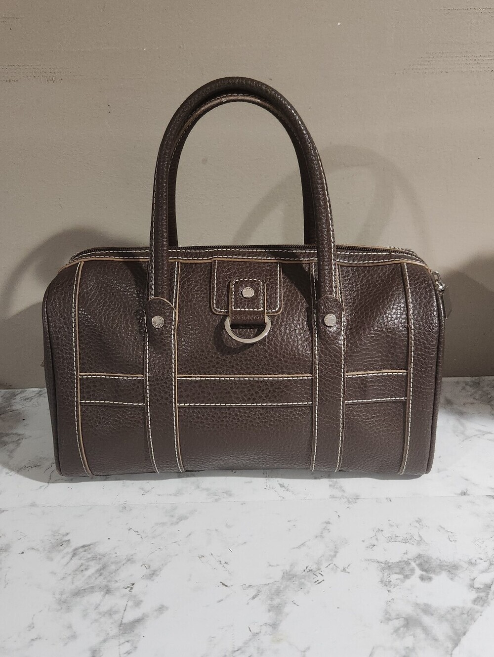 Tommy Hilfiger A Boston Bag in Brown Grained Leather
